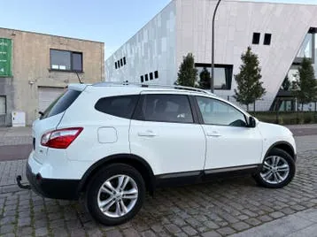 Nissan Qashqai 2011 photo 3