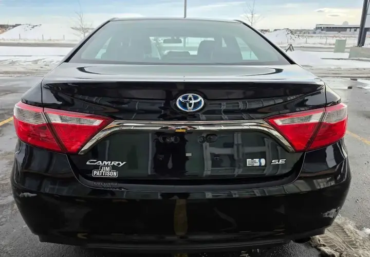 Toyota Camry 2015 photo 2