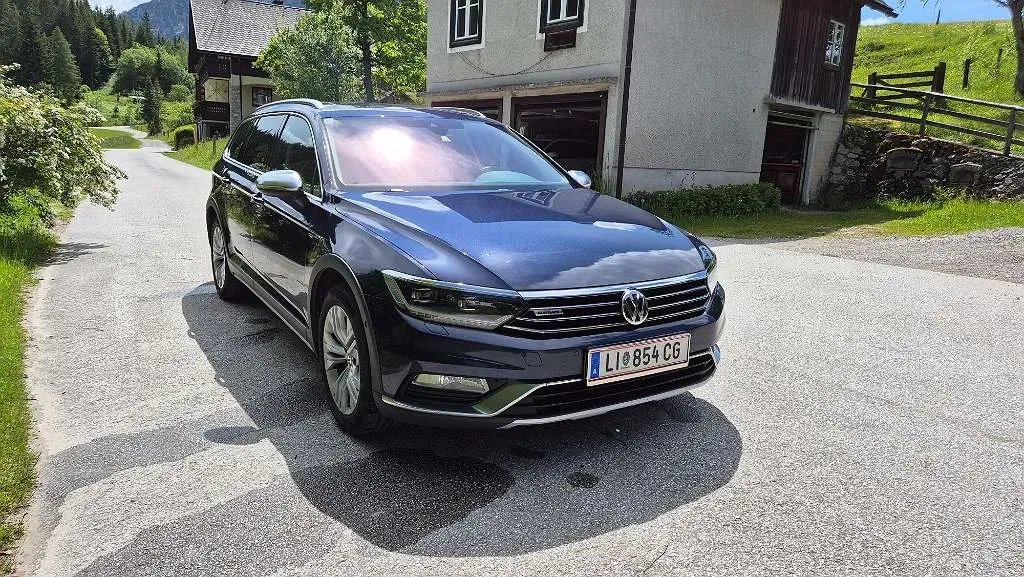 Volkswagen Passat 2016 photo 2