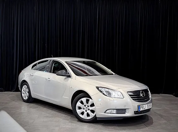 Opel Insignia 2012 photo 3