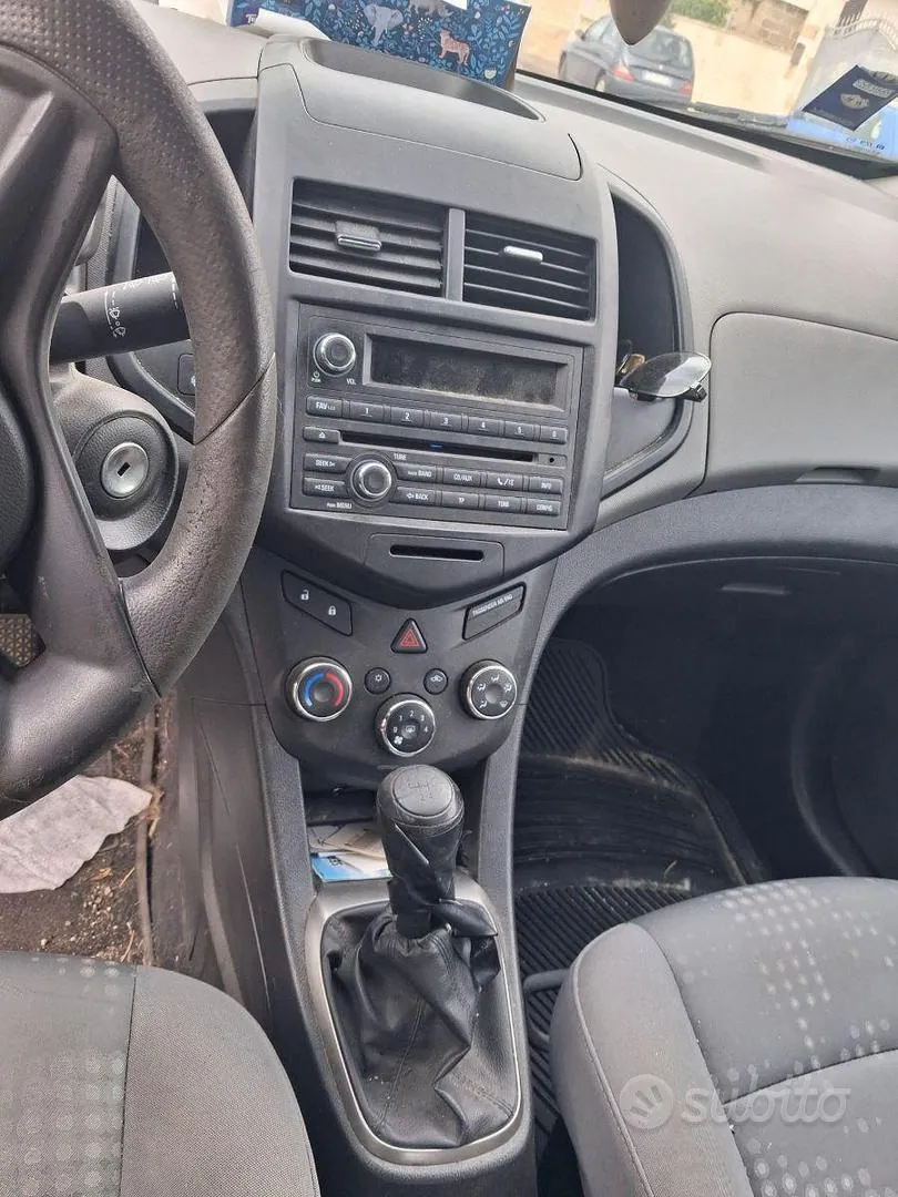 Chevrolet Aveo 2013 photo 4