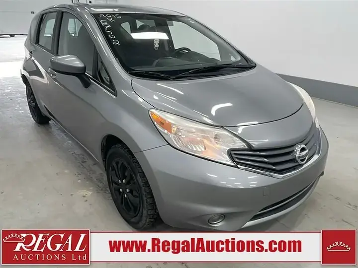 Nissan Versa 2015 photo 2