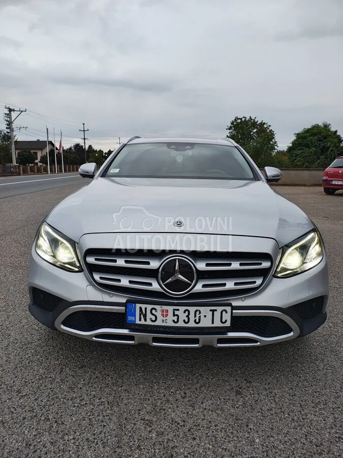 Mercedes-Benz E 220