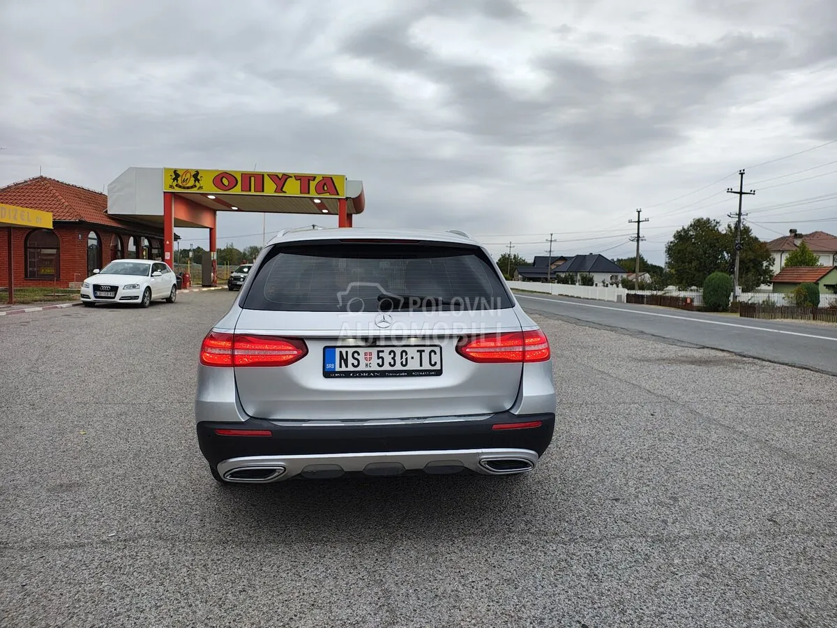 Mercedes-Benz E 220 2020 photo 3