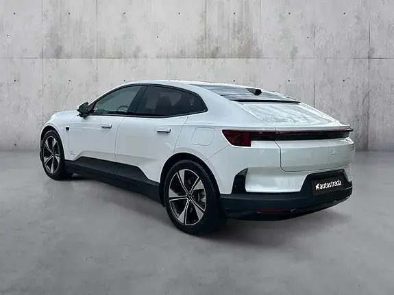 Polestar 4 2026 photo 3