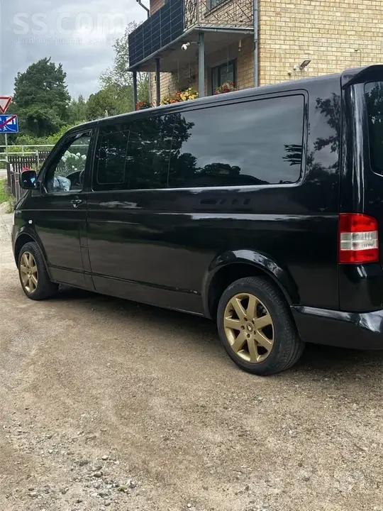 Volkswagen Caravelle 2006 photo 2