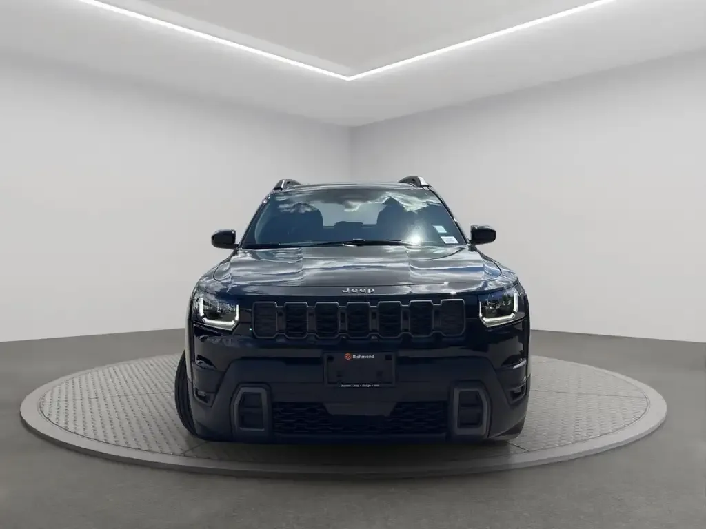 Jeep Cherokee 2026 photo 2