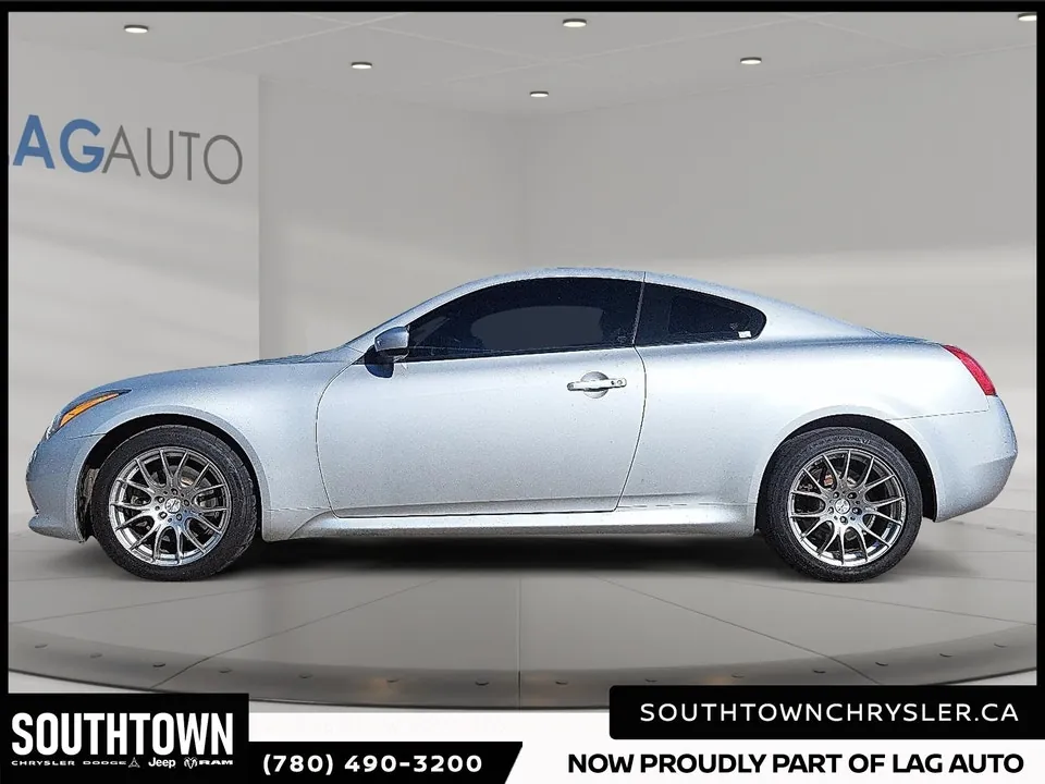 Infiniti G37 2011 photo 5