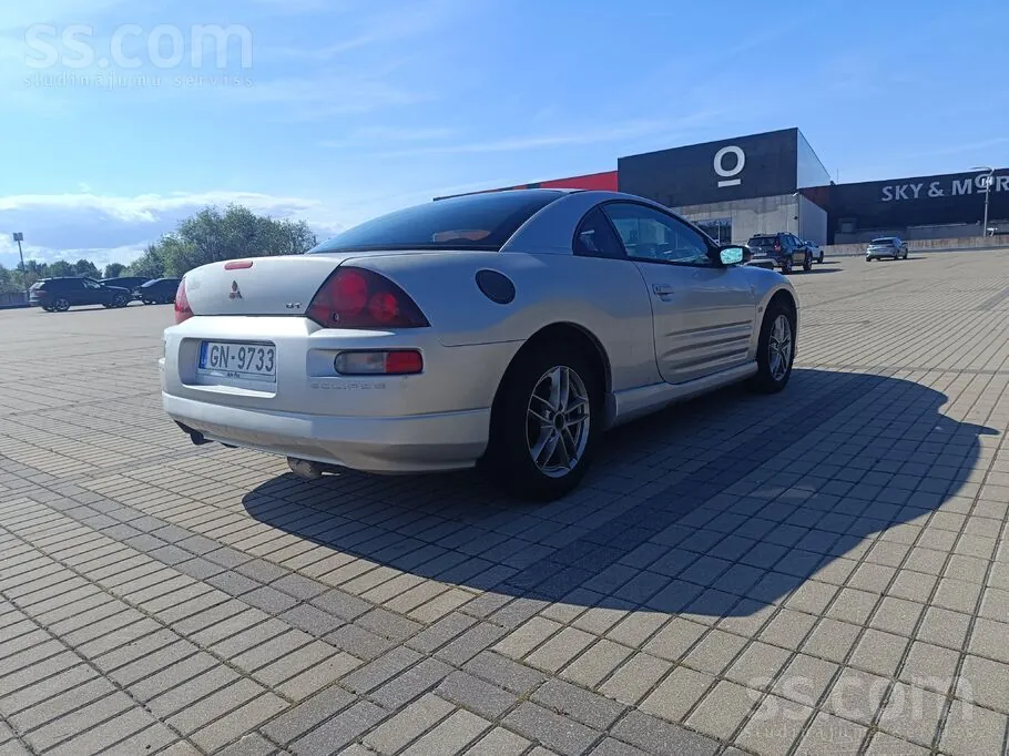 Mitsubishi Eclipse 2000 photo 3