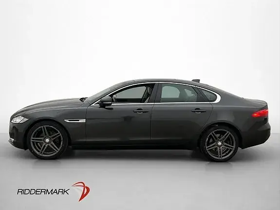 Jaguar Xf 2016 photo 4