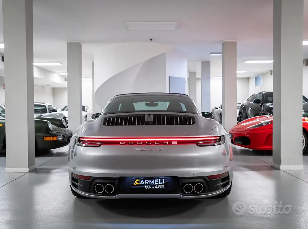 Porsche 911 2023 photo 5