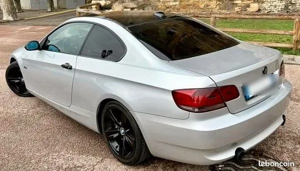 BMW 3 Series 2007 photo 2