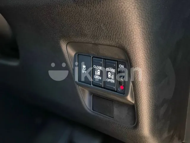 Honda Freed 2025 photo 5