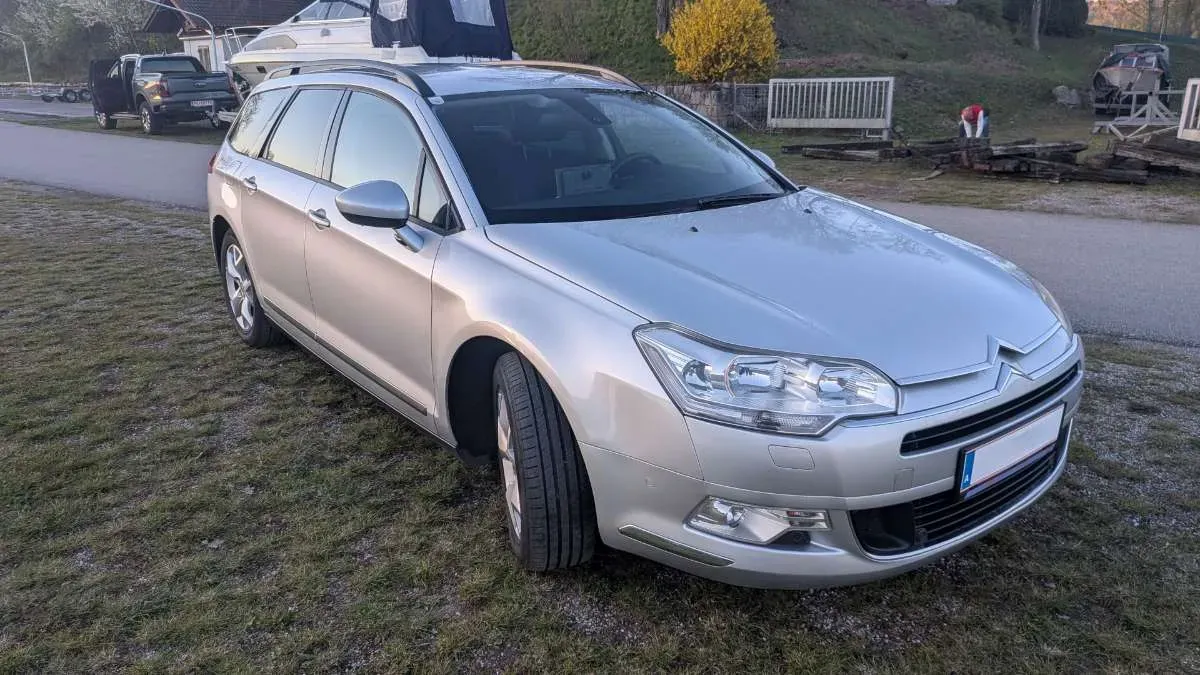 Citroen C5 2010 photo 2