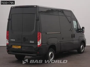 Iveco Daily 2019 photo 2