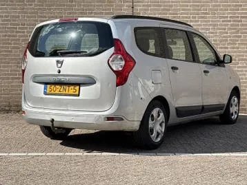 Dacia Lodgy 2013 photo 2