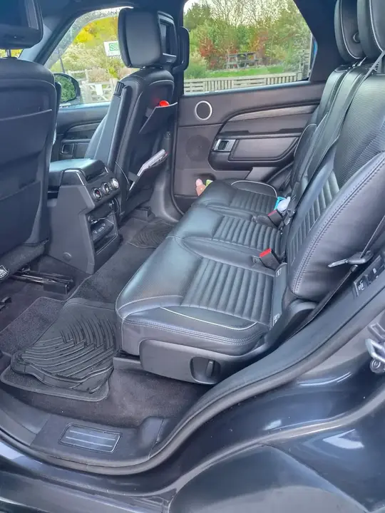 Land Rover Discovery 2017 photo 5