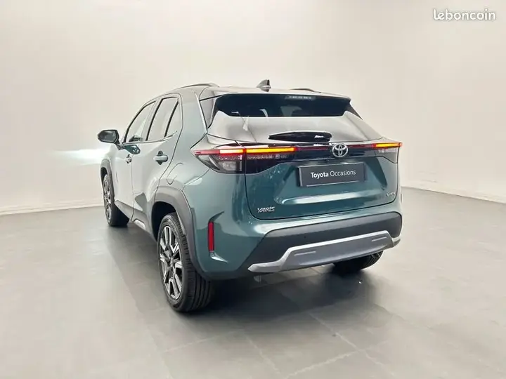 Toyota Yaris Cross 2025 photo 3