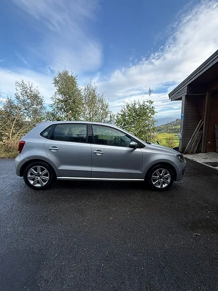 Volkswagen Polo 2010 photo 3