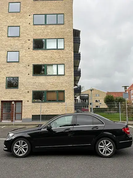 Mercedes-Benz 200 2014 photo 3