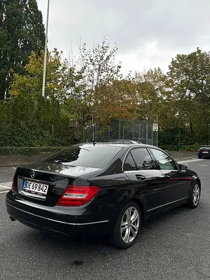 Mercedes-Benz 200 2014 photo 4