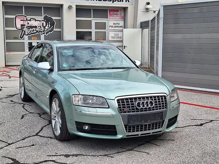 Audi A8 2007 photo 2