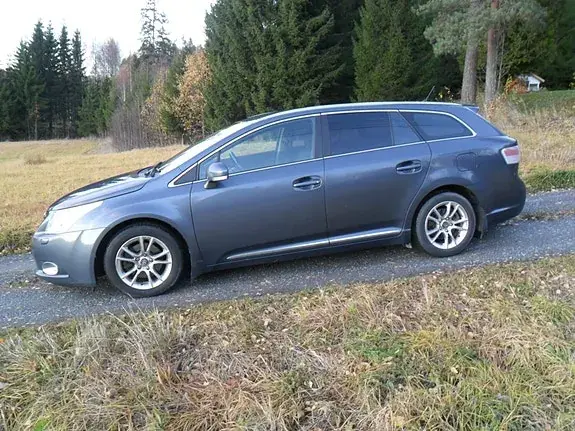 Toyota Avensis 2009 photo 3