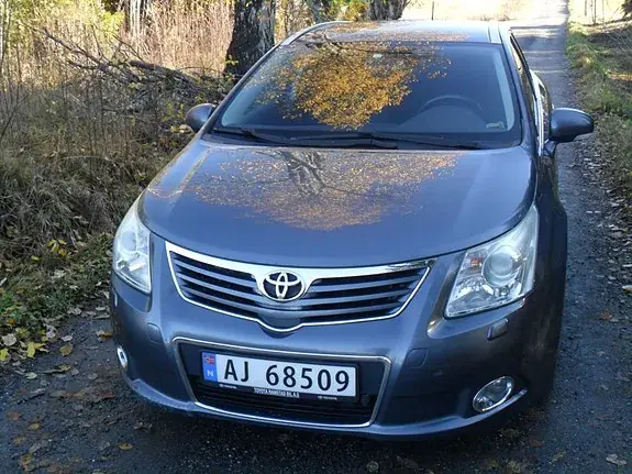 Toyota Avensis 2009 photo 2