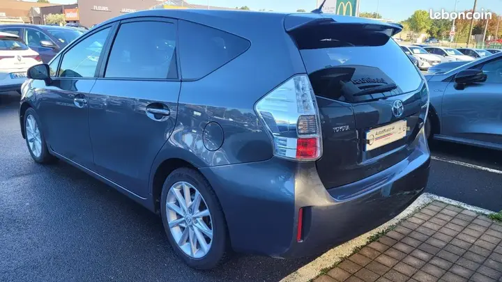Toyota Prius 2013 photo 4
