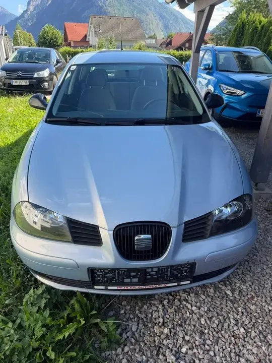 Seat Ibiza 2005 photo 3