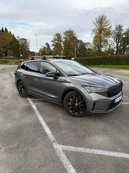 Skoda Enyaq 2023 photo 3