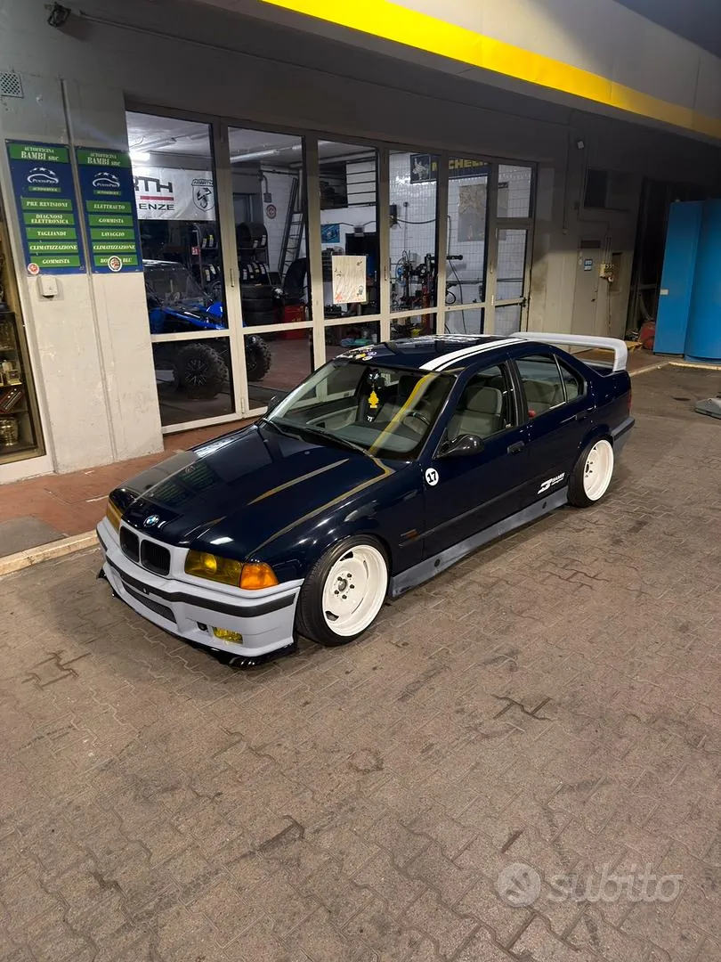 BMW 318 1994 photo 2