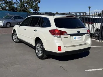 Subaru Outback 2013 photo 4