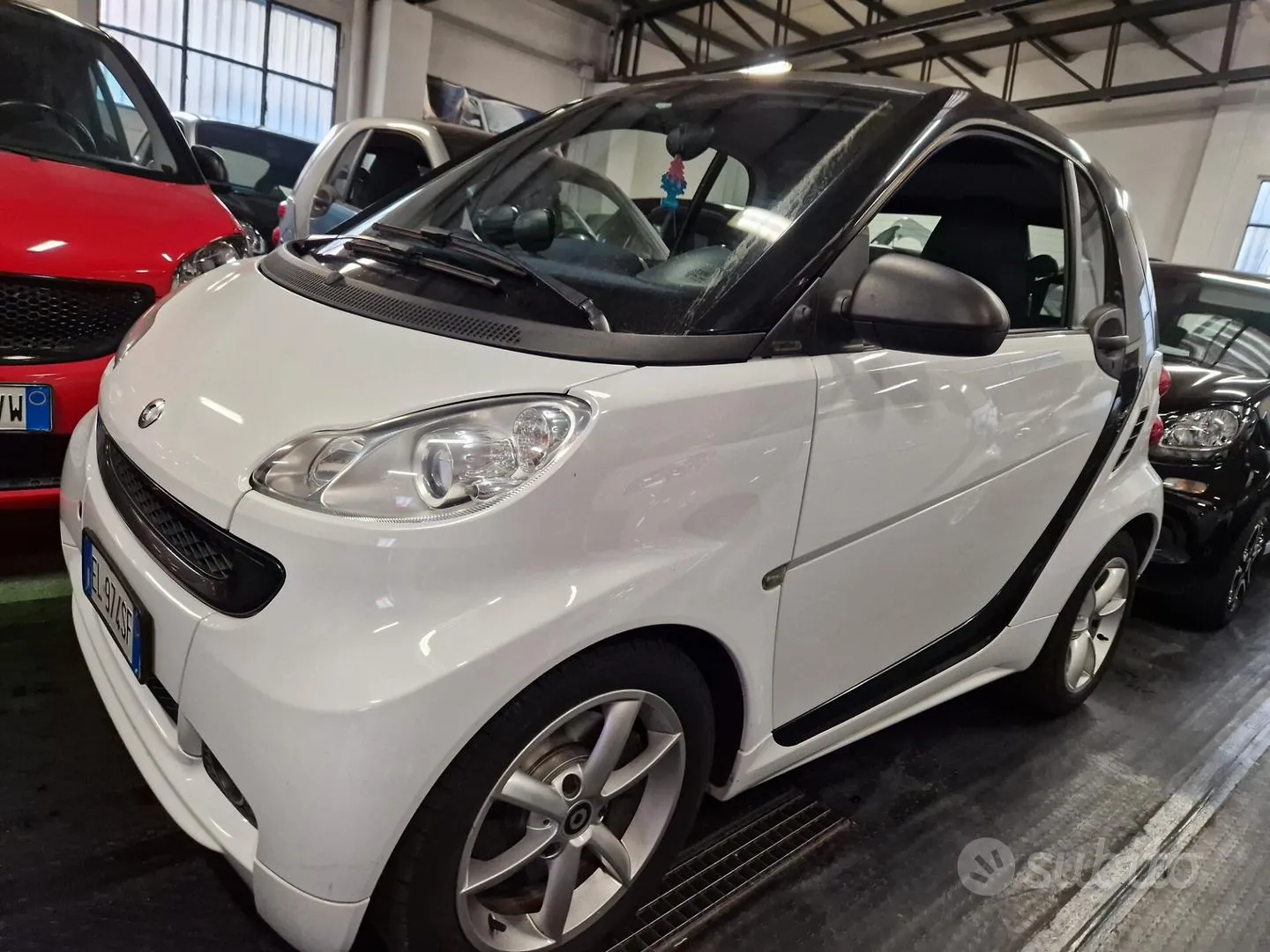 Smart Fortwo 2011 photo 4