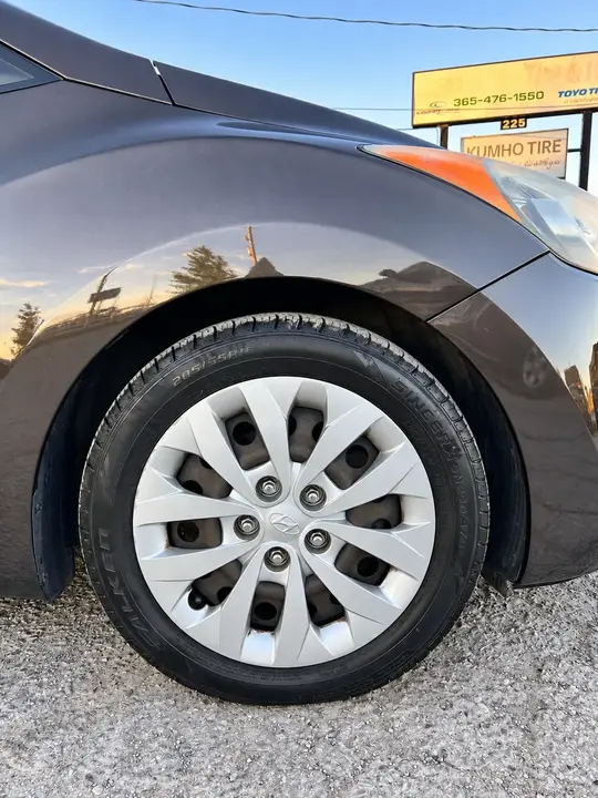 Hyundai Elantra Gt 2016 photo 5
