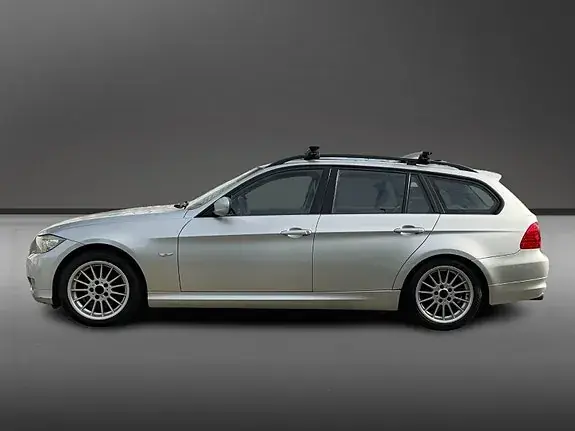 BMW 320D 2009 photo 5