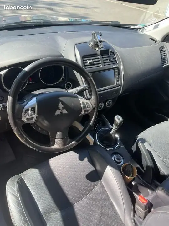 Mitsubishi Asx 2011 photo 3