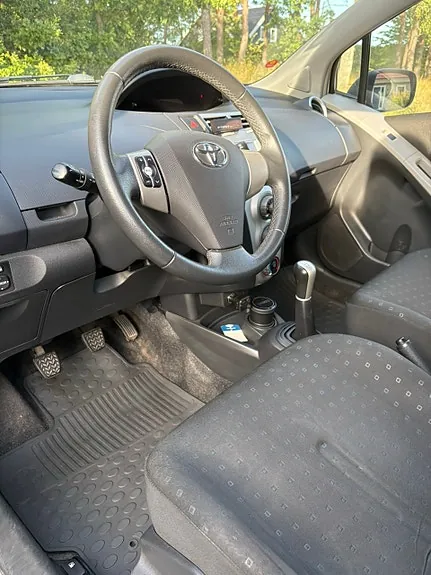 Toyota Yaris 2008 photo 4
