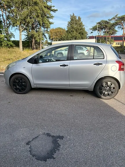 Toyota Yaris 2008 photo 2