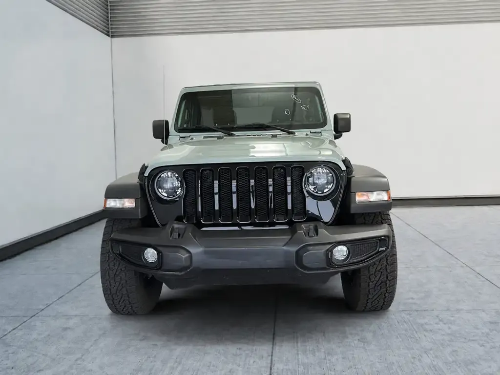 Jeep Wrangler 2023 photo 2