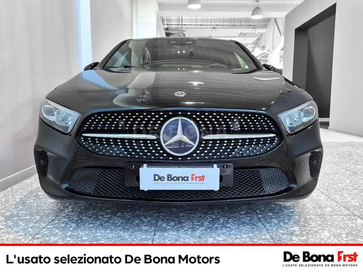 Mercedes-Benz A 180 2019 photo 2