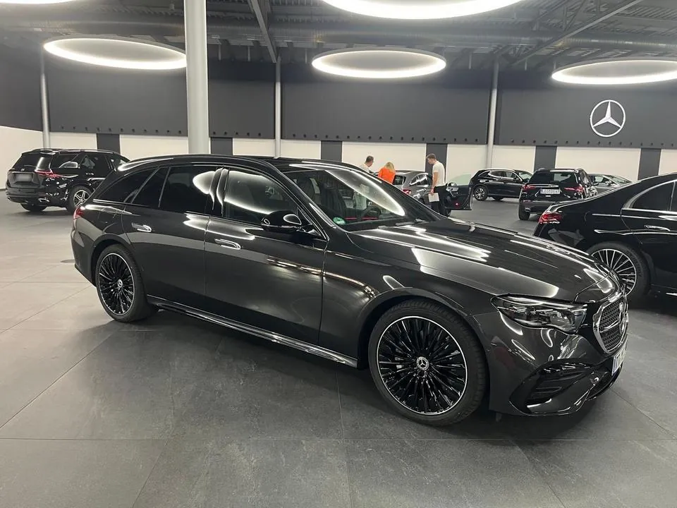 Mercedes-Benz E
