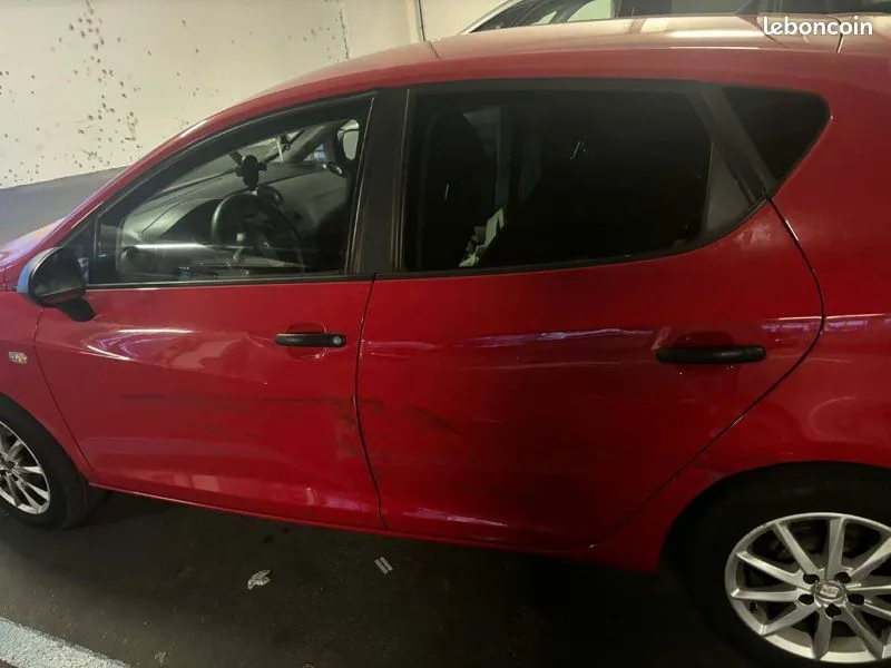 Seat Ibiza 2013 photo 2