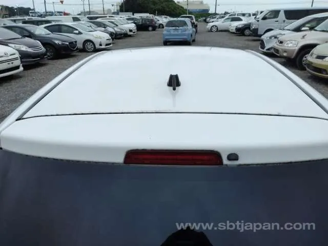 Toyota Vitz 2019 photo 5