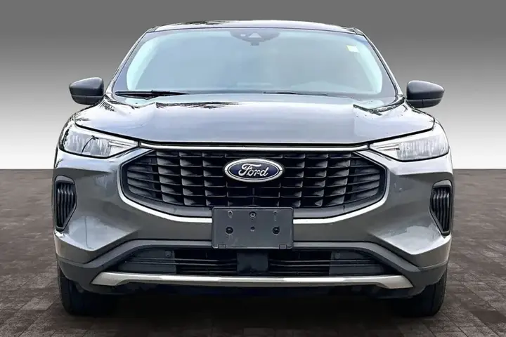 Ford Escape 2025 photo 3