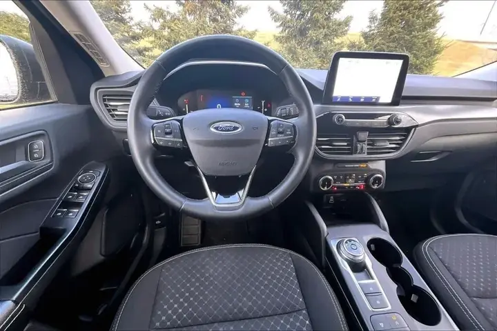 Ford Escape 2025 photo 5