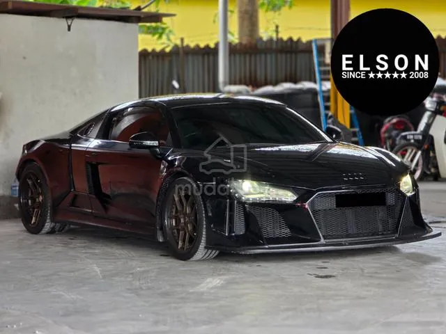 Audi R8