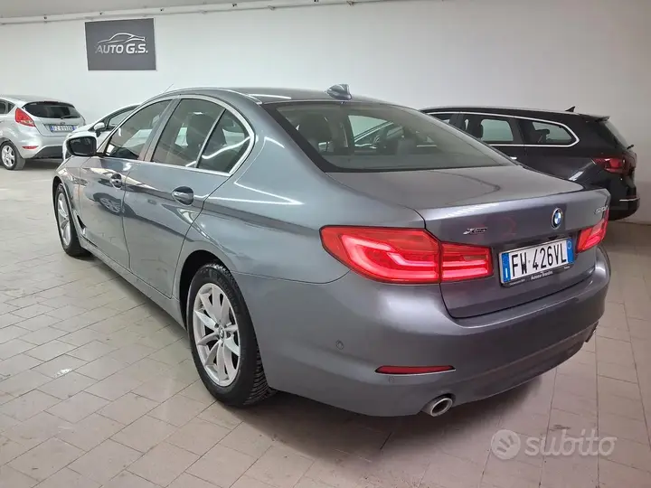 BMW 520D 2019 photo 2