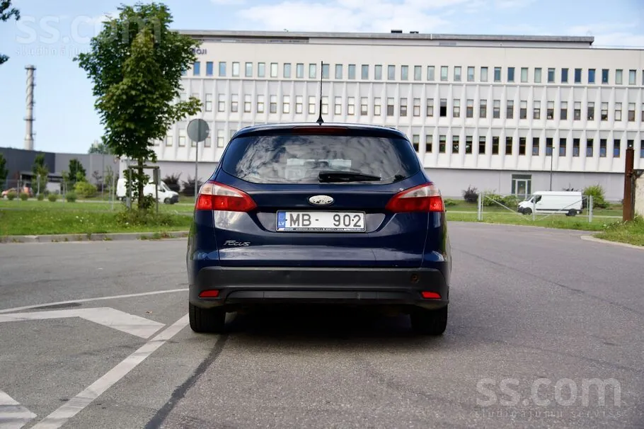 Ford Focus 2013 photo 5