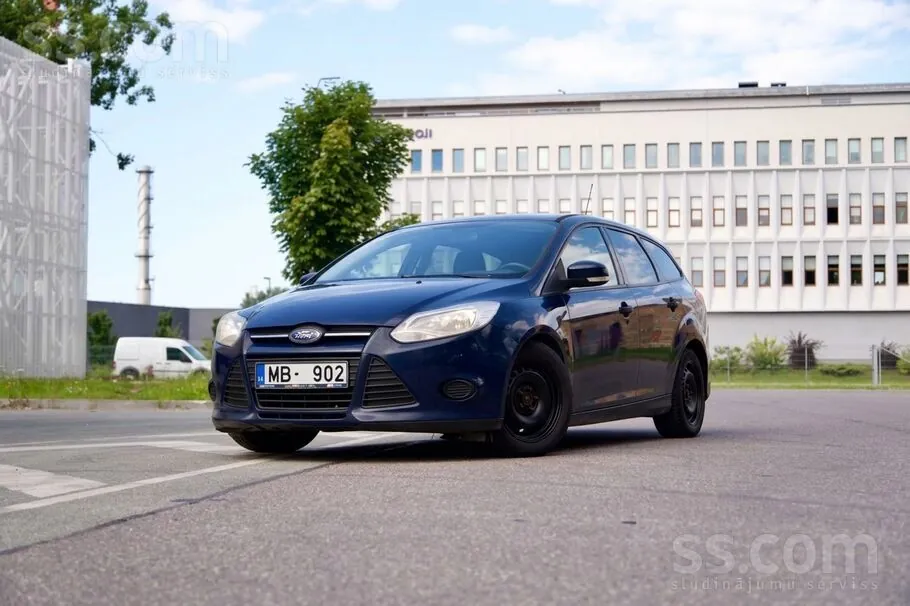 Ford Focus 2013 photo 3